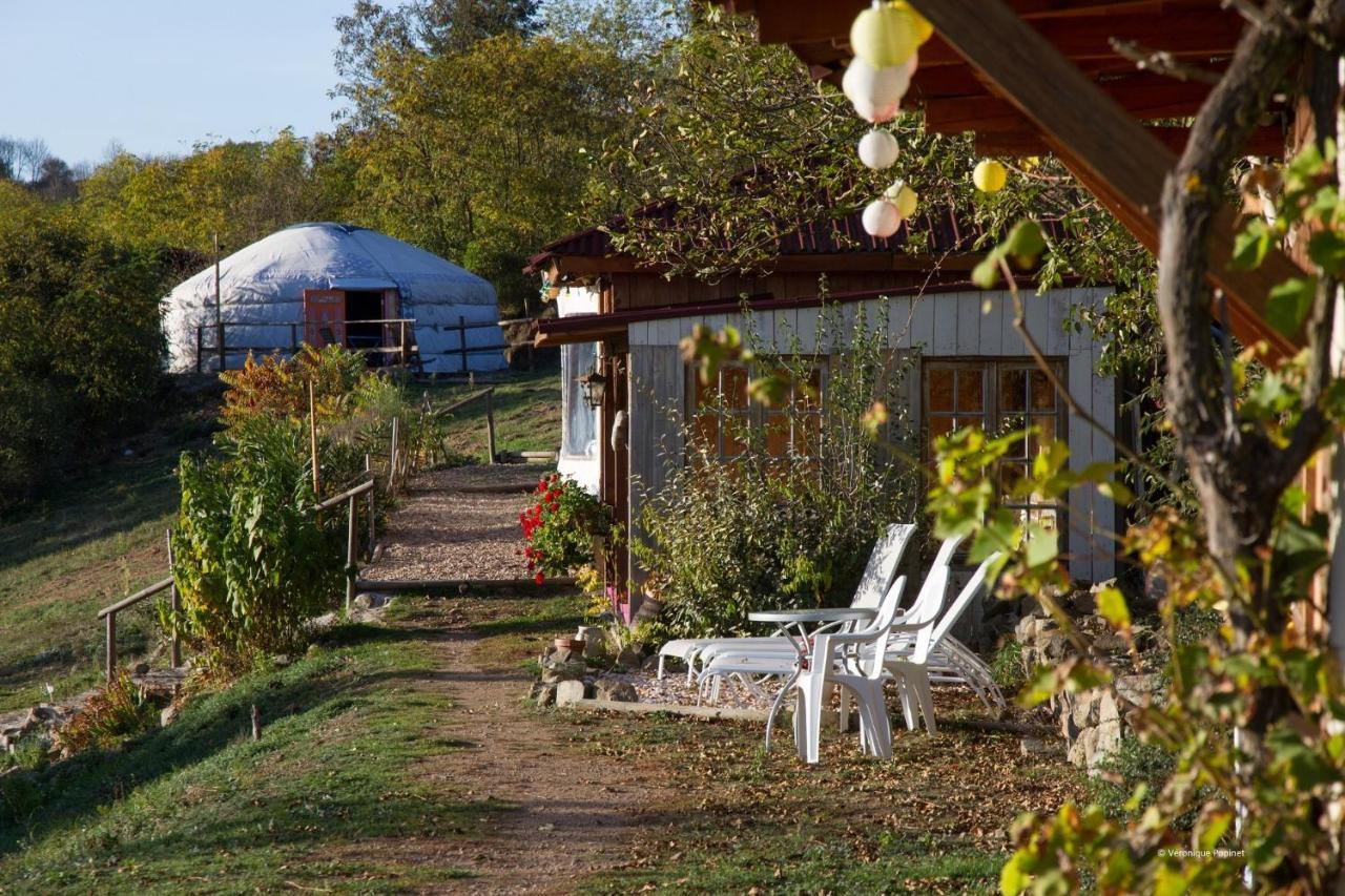 La Ferme Saint Jean - Les Yourtes Hotel Bagian luar foto